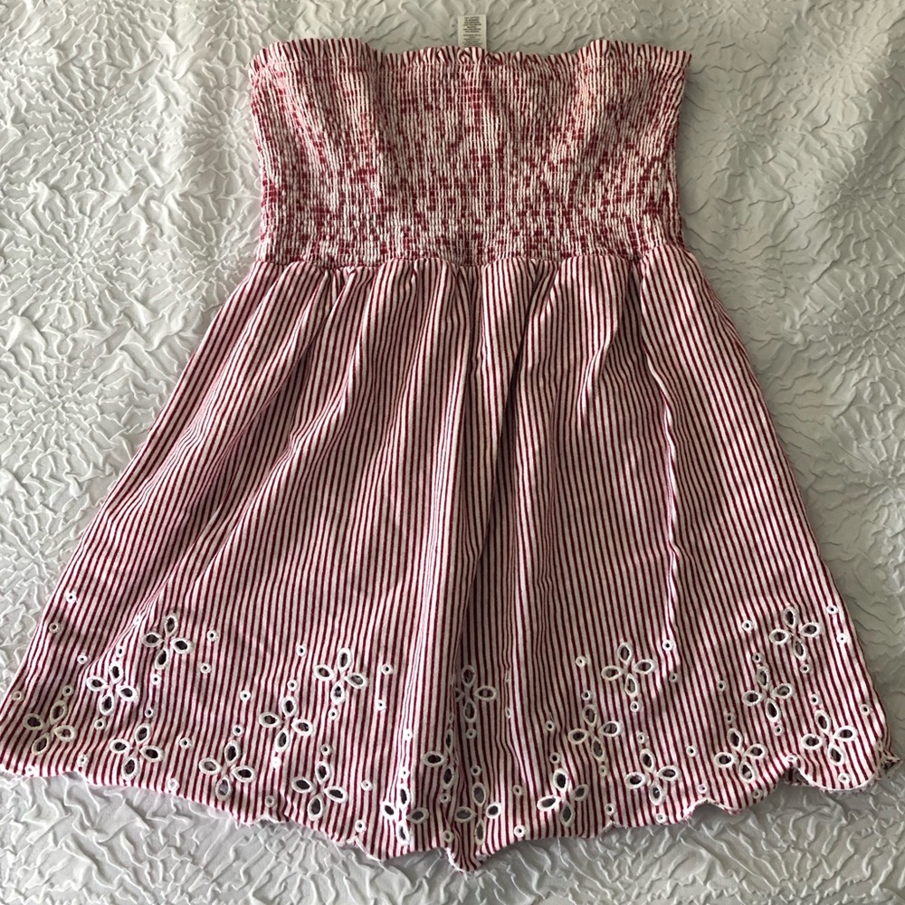 Red and white striped strapless top